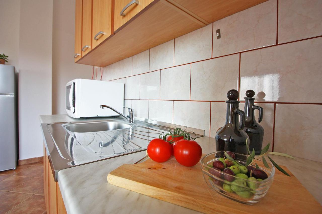Brijunisol - 3 Apartments Top Position Near The Beautiful Beach Fažana Exteriör bild