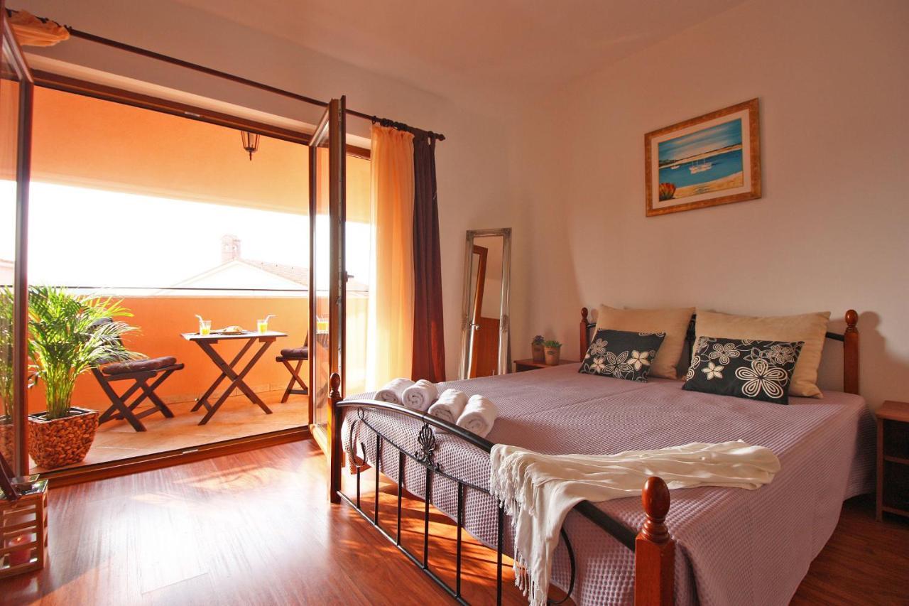 Brijunisol - 3 Apartments Top Position Near The Beautiful Beach Fažana Exteriör bild