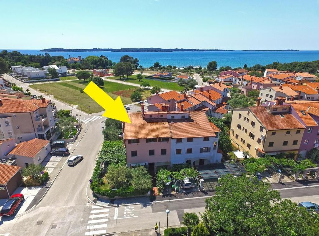Brijunisol - 3 Apartments Top Position Near The Beautiful Beach Fažana Exteriör bild