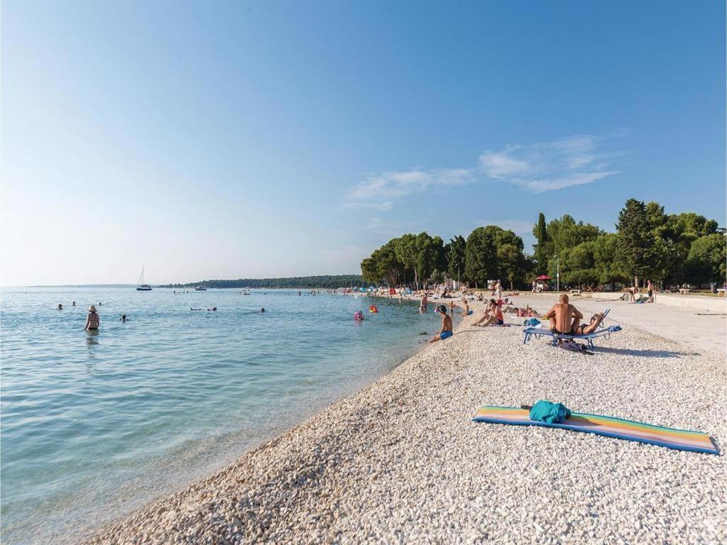 Brijunisol - 3 Apartments Top Position Near The Beautiful Beach Fažana Exteriör bild